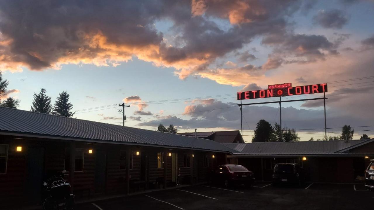 Teton Court Motel ไพน์เดล ภายนอก รูปภาพ