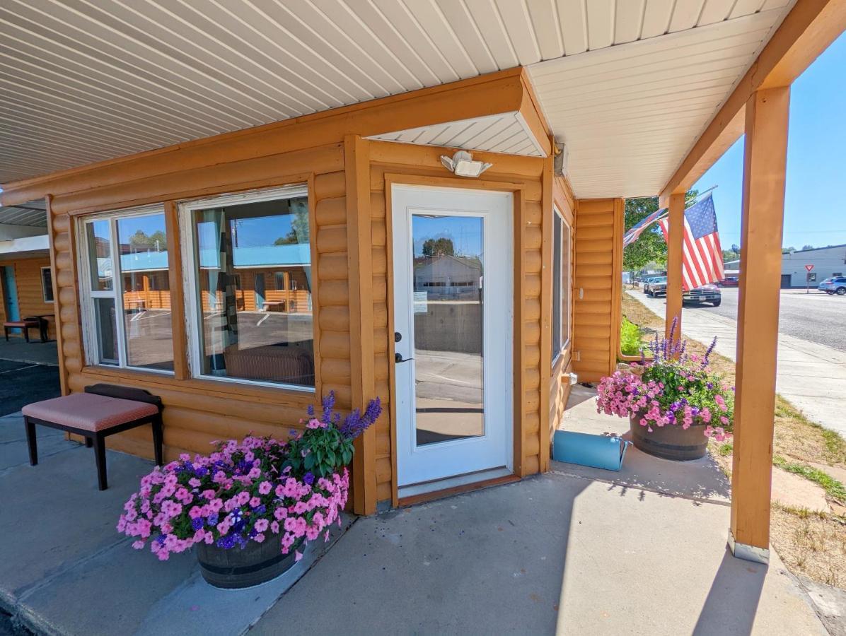 Teton Court Motel ไพน์เดล ภายนอก รูปภาพ