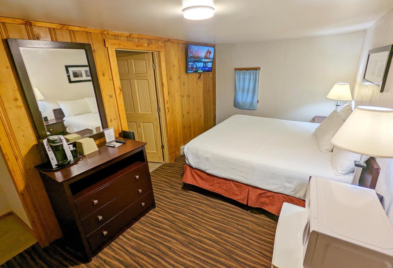 Teton Court Motel ไพน์เดล ภายนอก รูปภาพ